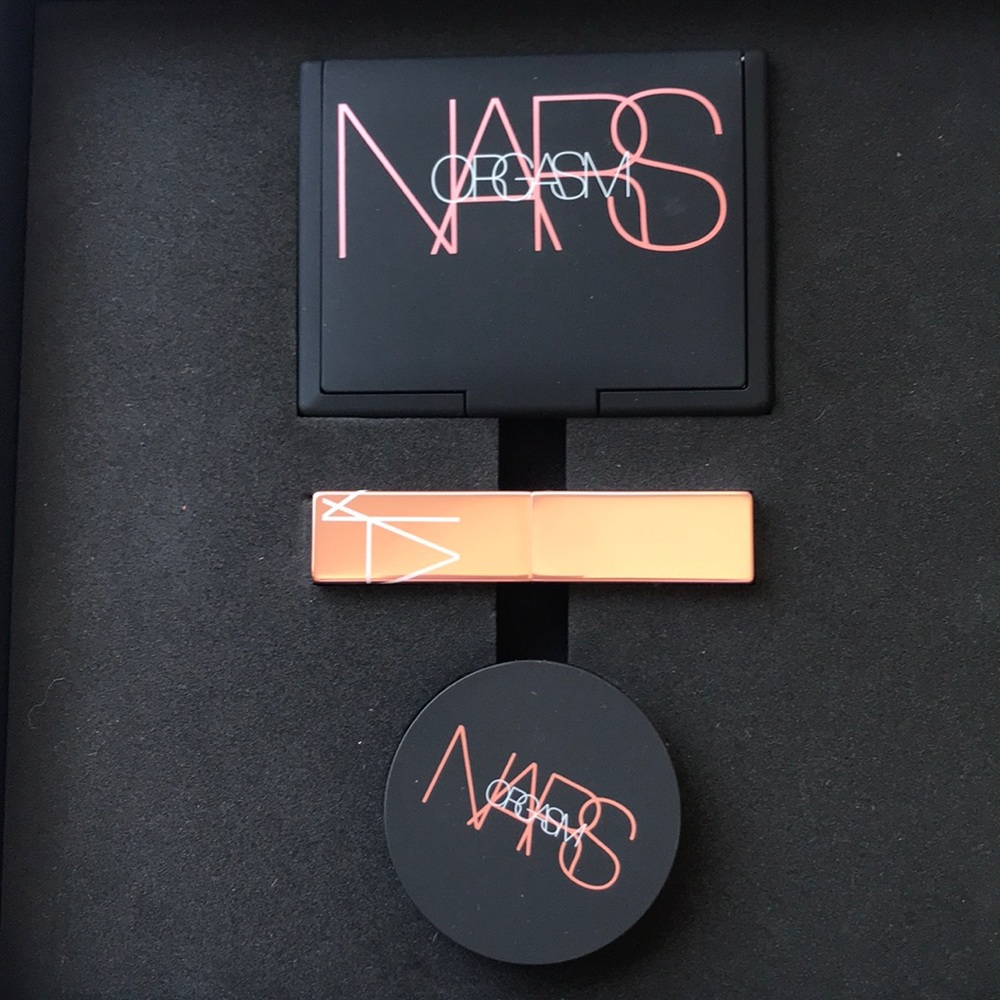 NARS Orgasm makeup- blush, lip balm, illuminating